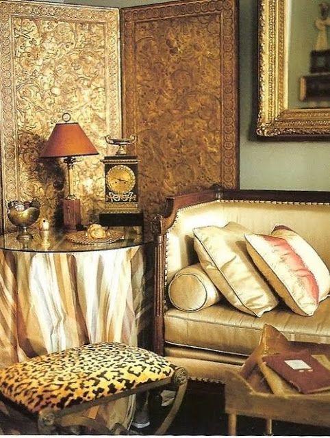 Sofa Cổ Điển Mạ Vàng